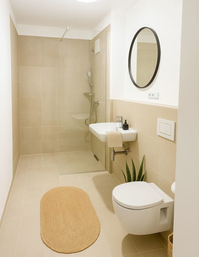 Geräumiges Badezimmer, barrierefrei